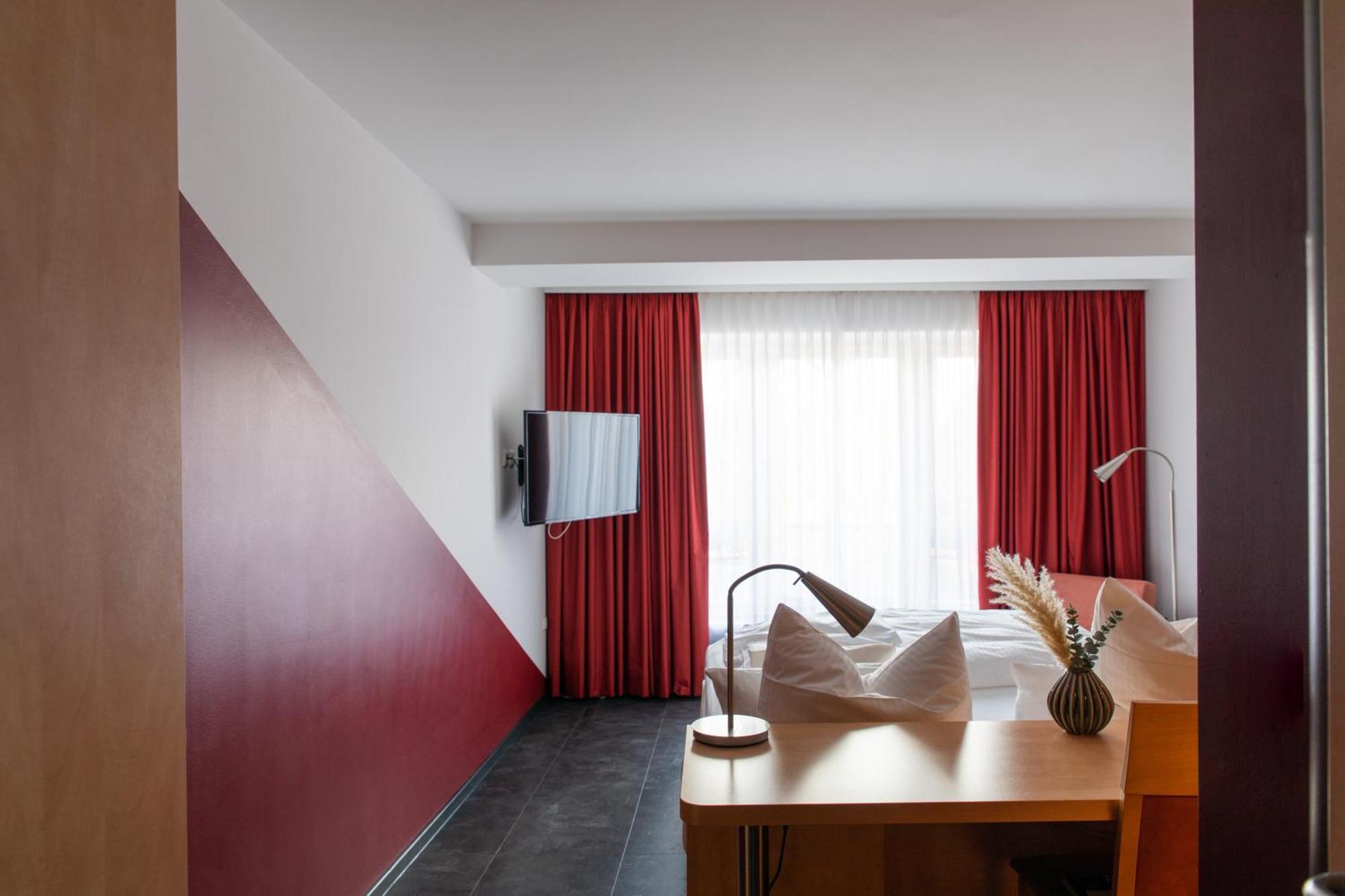 Mein Schlosshotel Heusenstamm Exteriér fotografie