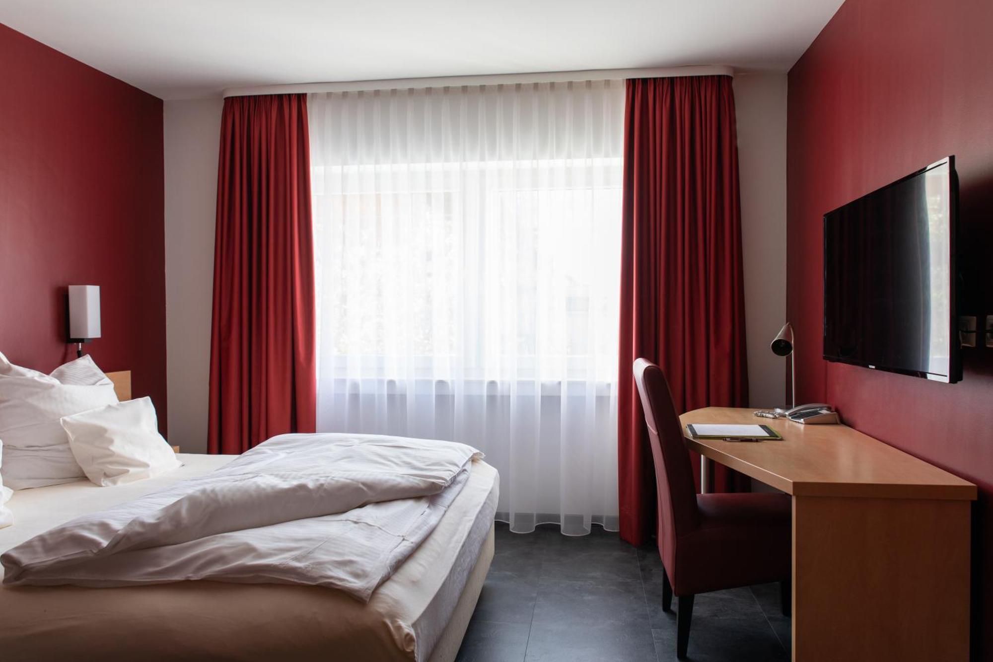 Mein Schlosshotel Heusenstamm Exteriér fotografie
