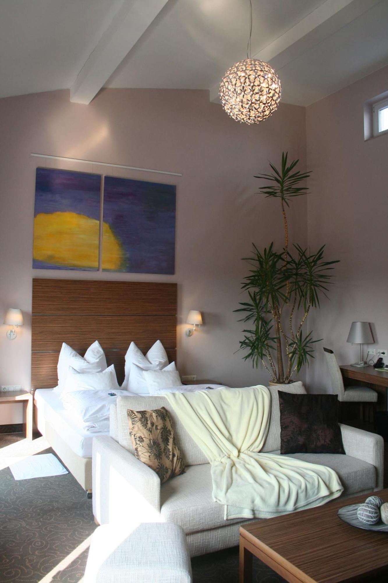 Mein Schlosshotel Heusenstamm Pokoj fotografie